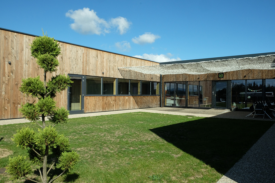 Construction d'un bâtiment d'ateliers et de bureaux de coworking à Monistrol sur Loire 2015