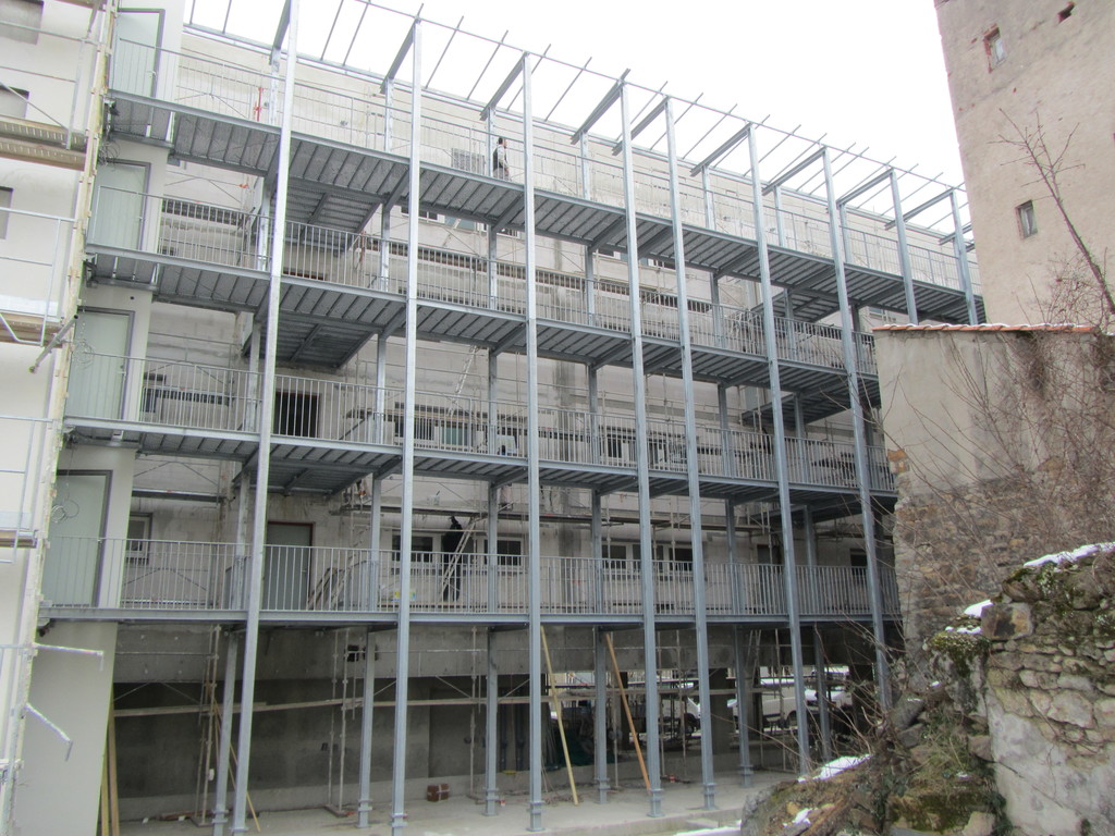 Construction d'un immeuble de logements à Saint-Etienne 2011