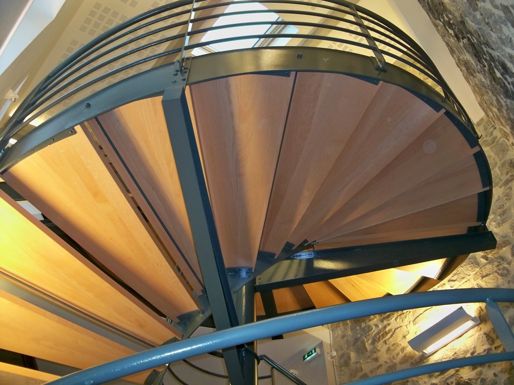 Création d'un escalier à la mairie de Jonzieux 2013